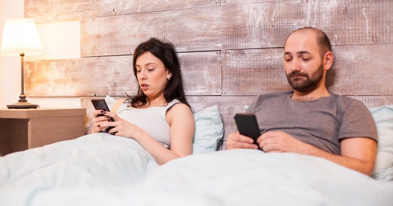 La tecnologia en les relacions socials